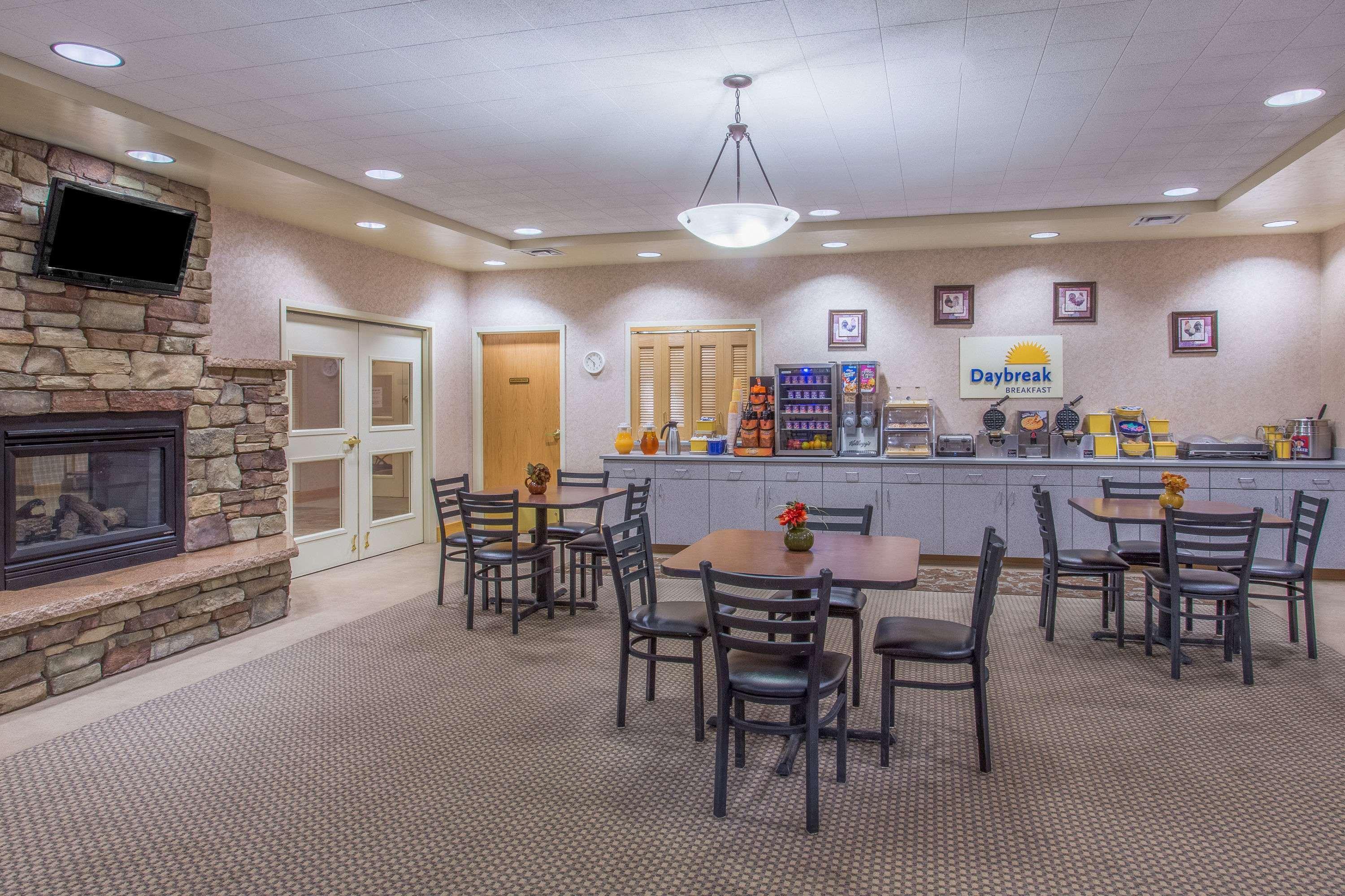 Days Inn By Wyndham Chino Valley Exterior photo