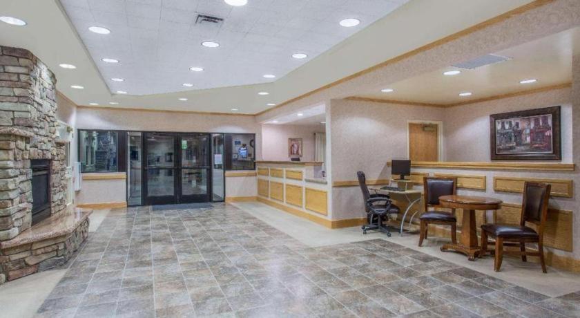 Days Inn By Wyndham Chino Valley Exterior photo
